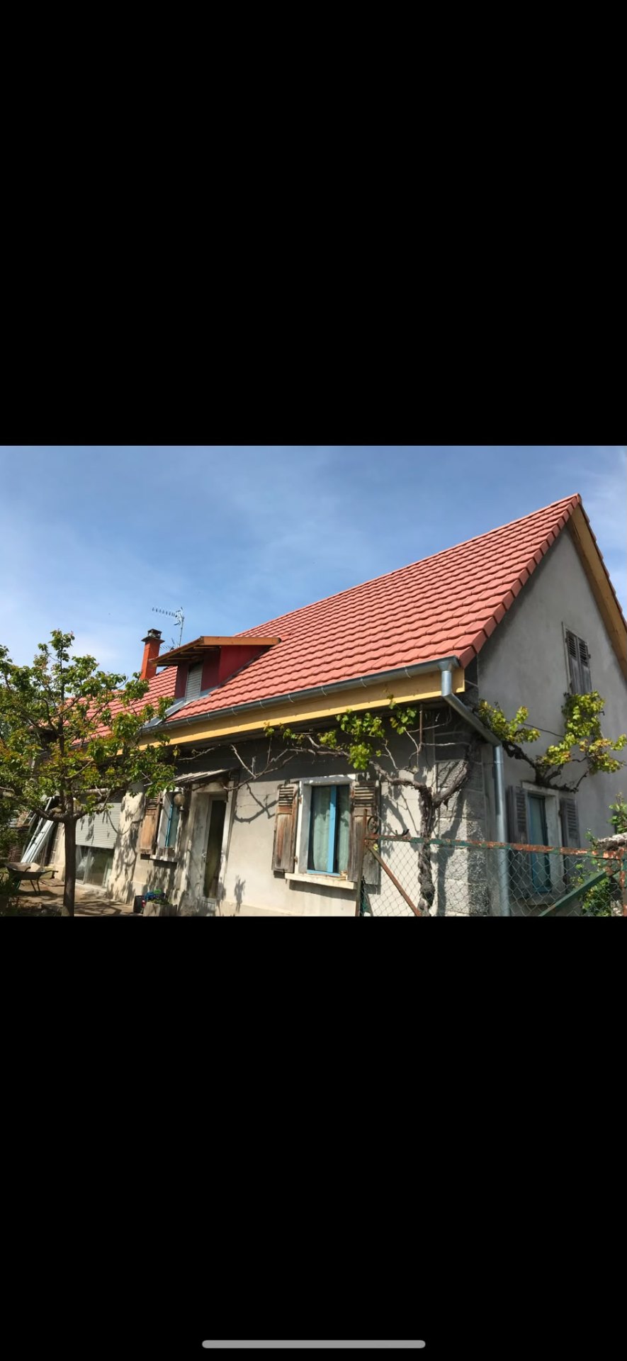 Toiture neuve — tuiles rouges alsaciennes — chantier FD Rénov couverture à Haut-Rhin (Alsace, Haut-Rhin)