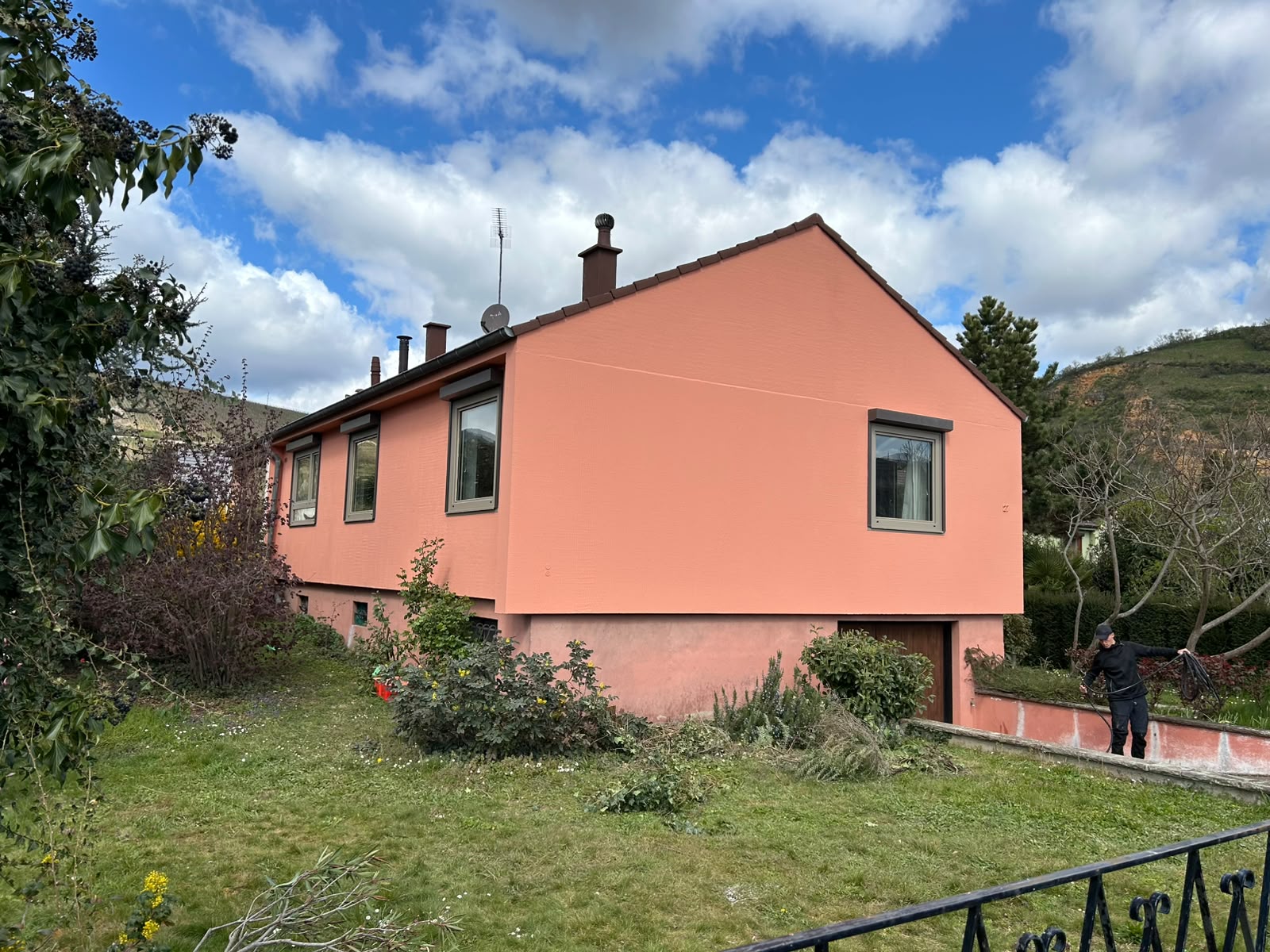 Crépi teinté et finitions — chantier FD Rénov façade à Haut-Rhin (Alsace, Haut-Rhin)